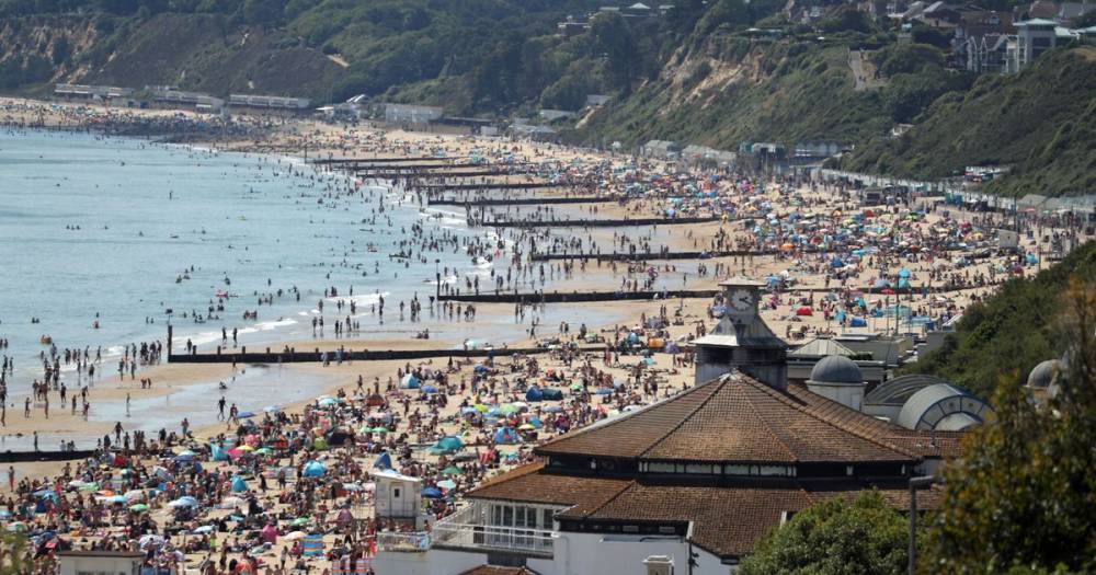 Green Party - Britain's packed beaches could spark second coronavirus lockdown, MPs say - mirror.co.uk - Britain