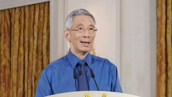 Lee Hsien Loong - Covid-19 vaccine will take minimum 1 year to be available widely: Singapore PM Lee Hsien Loong - livemint.com - Singapore - city Singapore - county Lee