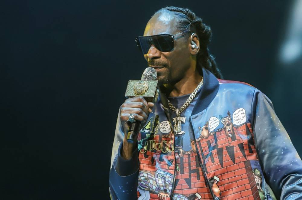 Donald Trump - George Floyd - Snoop Dogg Is 'Definitely' Going to Vote for the First Time in 2020: 'I Can't Stand to See This Punk in Office' - billboard.com