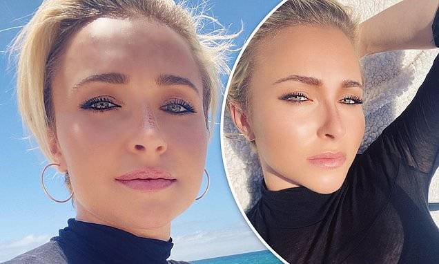 Hayden Panettiere - Hayden Panettiere joins Instagram and posts fashionable beach pics, throwback snaps a - dailymail.co.uk - state Wyoming