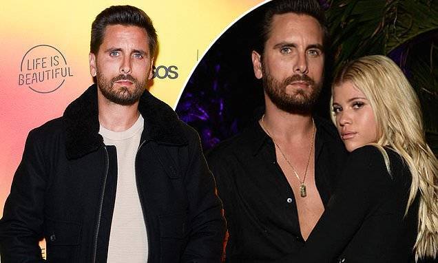 Kourtney Kardashian - Sofia Richie - Scott Disick - Scott Disick 'only spending time with people who can support him' after Sofia Richie split and rehab - dailymail.co.uk - city Sofia
