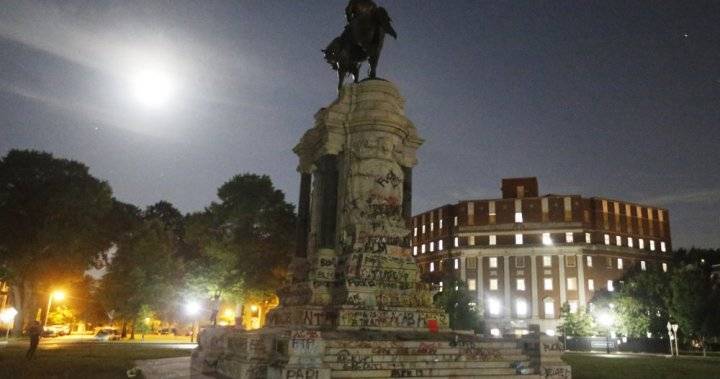 Ralph Northam - George Floyd - George Floyd Protests - Robert E.Lee - ‘A long time coming’: Virginia to remove statue of Robert E. Lee - globalnews.ca - state Virginia - county Lee - Richmond