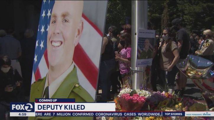 Damon Gutzwiller - Sheriff to hold update on possible link between 2 ambush officer killings - fox29.com - San Francisco - city San Francisco - county Santa Cruz - county Oakland