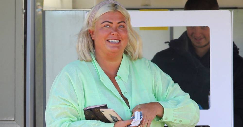 Gemma Collins - Gemma Collins beams as she picks up takeaway from favourite seafood restaurant for the second time in a week - ok.co.uk
