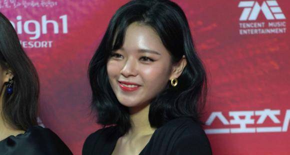 TWICE: Jeongyeon opens up about her neck injury; JYPE takes action against malicious rumours against the band - pinkvilla.com