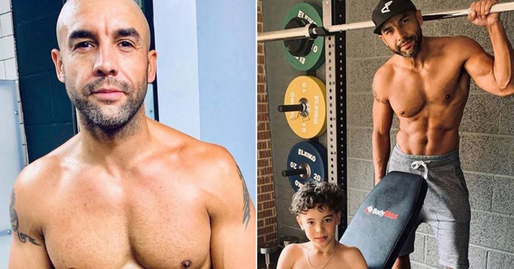 Alex Beresford - Good Morning Britain's Alex Beresford shows off incredible body as he works out with son Cruz after split from wife Natalia - ok.co.uk - Britain