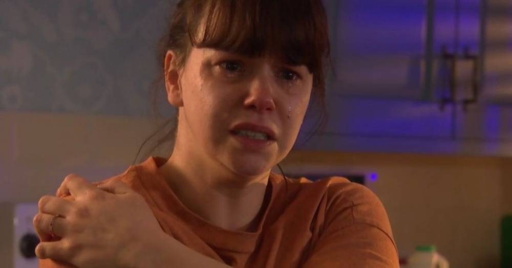 Darren Osborne - Kyle Kelly - Nancy Hayton - Hollyoaks fans in tears as Nancy falls apart in devastating aftermath to Kyle's suicide - mirror.co.uk - county Osborne