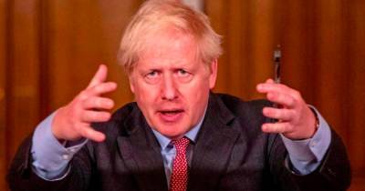 Boris Johnson - UK Government risks losing public faith over Covid-19 rules, top medics warn - dailyrecord.co.uk - Britain