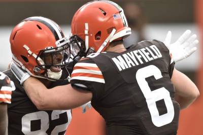 Myles Garrett - Nick Chubb - Mayfield throws 2 TDs, Browns hold off Colts to move to 4-1 - clickorlando.com - county Cleveland - county Brown - city Indianapolis - county Baker - city Mayfield, county Baker