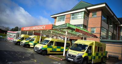 How busy are Greater Manchester's hospitals with Covid-19 patients? - manchestereveningnews.co.uk - city Manchester