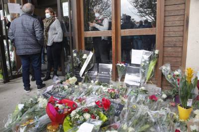 Demonstrations in France will pay tribute to slain teacher - clickorlando.com - France - city Paris - city Moscow