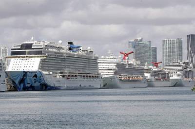 Miami Herald - Cruise ship rescues 24 people from boat off Florida coast - clickorlando.com - state Florida - county Palm Beach