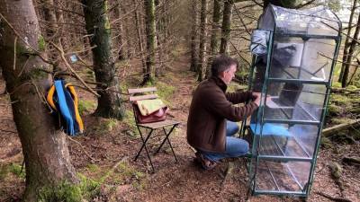 Online classes go outdoors to boost students' well-being - rte.ie - Ireland - city Dublin