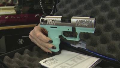 More women are buying guns amid the COVID-19 pandemic - fox29.com - Los Angeles - state California - county Orange