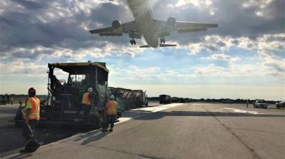 John C.Munro - Cargo activity up by 20% at Hamilton’s international airport during pandemic - globalnews.ca