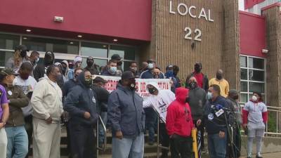Donald Trump - Firefighters and paramedics union hold protest over presidential endorsement - fox29.com