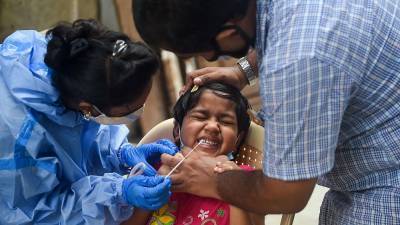 Deaths from coronavirus in India surpass 100,000 - rte.ie - China - Usa - India - Brazil