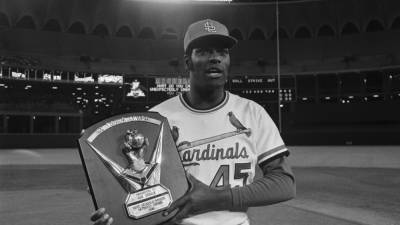 Philadelphia Phillies - Bob Gibson - Bob Gibson, fierce Hall of Fame ace for Cards, dies at 84 - fox29.com - county San Diego - county St. Louis