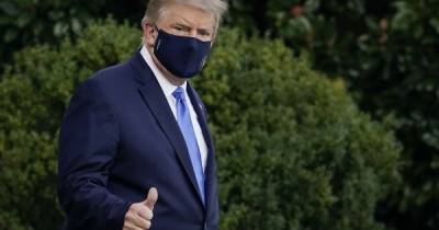 Donald Trump - Donald Trump trying to look strong but has been 'softened' by coronavirus, says body language expert - mirror.co.uk - Usa