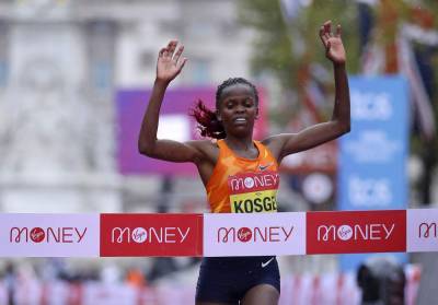 Brigid Kosgei defends London Marathon title - clickorlando.com - Usa - Kenya - city London, county Marathon - county Marathon