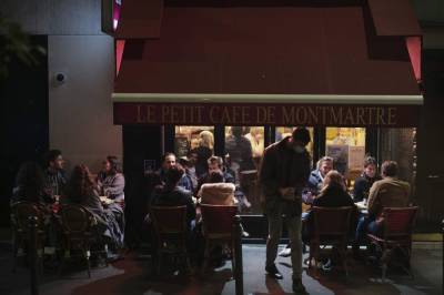 Paris on maximum virus alert, closing bars, not restaurants - clickorlando.com - France - city Paris