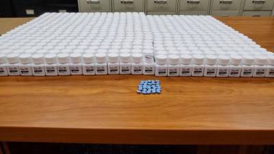 15,000 Viagra pills sent to Michigan address seized in Chicago - fox29.com - city Chicago - state Michigan