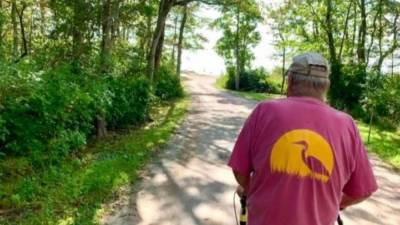 88-year-old man completes walk ‘around-the-world’ - fox29.com - Los Angeles - state Massachusets