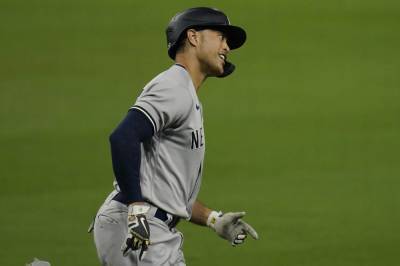 Giancarlo Stanton - Stanton's 2 big homers not enough to power Yankees in Game 2 - clickorlando.com - New York - county San Diego - county Stanton