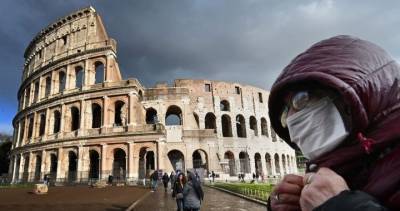 Italy makes face masks mandatory outdoors as coronavirus cases climb - globalnews.ca - Italy - city Rome