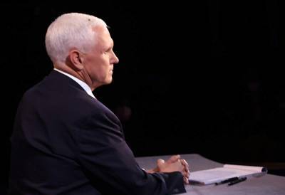 Mike Pence - Kamala Harris - Fly lands on Vice President Pence’s head during debate, distracting internet - clickorlando.com - state California