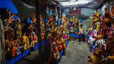 Durga Puja - Doctors warn Mamata of massive coronavirus spike post Durga Puja - livemint.com - Spain - city Kolkata
