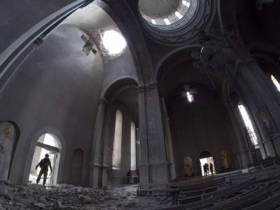 Armenia says cathedral shelled in clashes with Azerbaijan - clickorlando.com - Azerbaijan - Armenia - city Yerevan