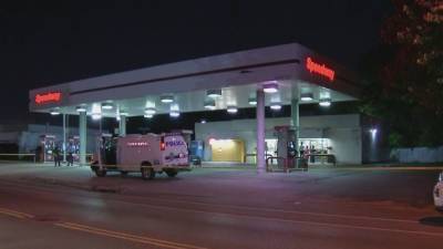 Man shot 4 times in the back while pumping gas in Germantown drives himself to hospital - fox29.com - city Germantown