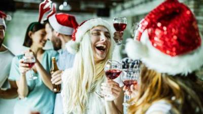 Ready to get your party on this Christmas? Why you’ll likely have to wait until next year - globalnews.ca