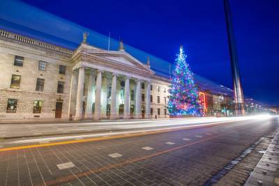 Consumers urged to start Christmas shopping to minimise December queues - rte.ie - Ireland - city Dublin