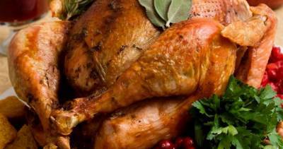 Bonnie Henry - B.C.’s top doctor provides tips for a safe Thanksgiving - globalnews.ca - Britain