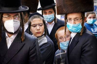 Andrew Cuomo - Orthodox Jews, Roman Catholics, sue NYC over Cuomo’s coronavirus restrictions - foxnews.com - New York