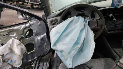 Air bag fragments kill Volvo driver, touching off recall - clickorlando.com - city Detroit