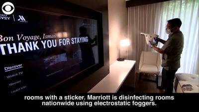 How hotels, Airbnbs work to keep travelers safe during coronavirus pandemic - clickorlando.com - city New York