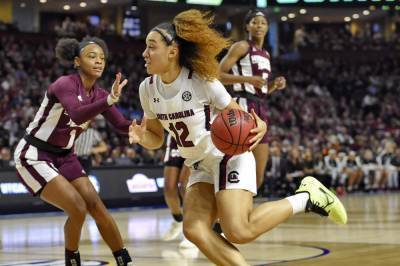 Dawn Staley - South Carolina No. 1 in AP preseason women's basketball poll - clickorlando.com - New York - state South Carolina