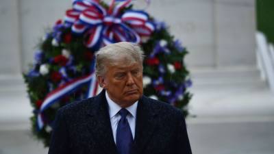 Donald Trump - President Trump emerges from White House to mark Veterans Day - fox29.com - Usa - Washington - state Virginia - county Arlington