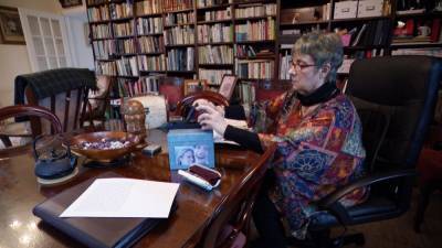 Digital bookworms devour online library catalogues - rte.ie - Ireland