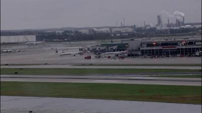 Officials: Man on flight from Orlando to Philadelphia arrested after making "alarming statements" - fox29.com - Usa - city Orlando