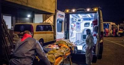 Luigi Di-Maio - Italy: Video of dead man in hospital lavatory spotlights coronavirus crisis - globalnews.ca - Italy - Greece - city Naples