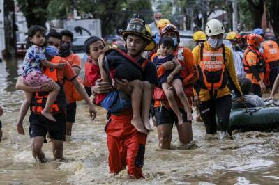 39 dead after typhoon leaves high water, mud in Philippines - clickorlando.com - Philippines - city Manila