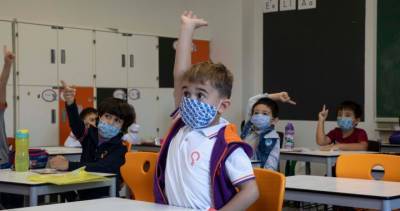François Legault - Schools still open amid Canadian coronavirus resurgence. But for how long? - globalnews.ca - Canada