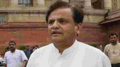 Ahmed Patel - Senior Congress leader Ahmed Patel in ICU weeks after contracting Covid-19 - livemint.com - city New Delhi
