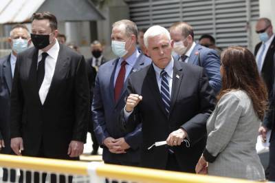 Mike Pence - Karen Pence - Vice President Mike Pence to view SpaceX Crew-1 launch from Kennedy Space Center - clickorlando.com - state Florida