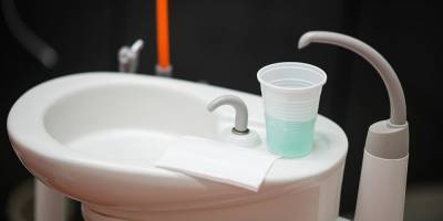 New Study Suggests Mouthwash Can Kill Coronavirus in 30 Seconds - justjared.com - China