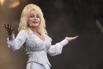 Dolly Parton - Of course Dolly Parton donated $1M to help cure COVID-19 with Moderna - nypost.com